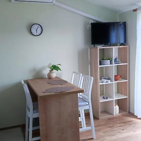Apartment More