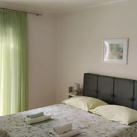 More Apartment *